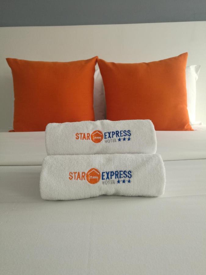 Hotel Star Express פואבלה מראה חיצוני תמונה