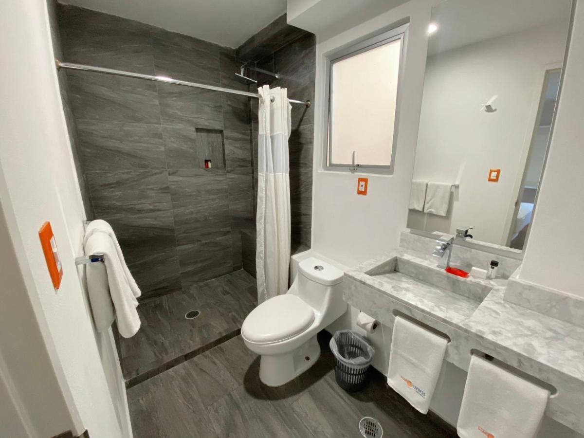 Hotel Star Express פואבלה מראה חיצוני תמונה