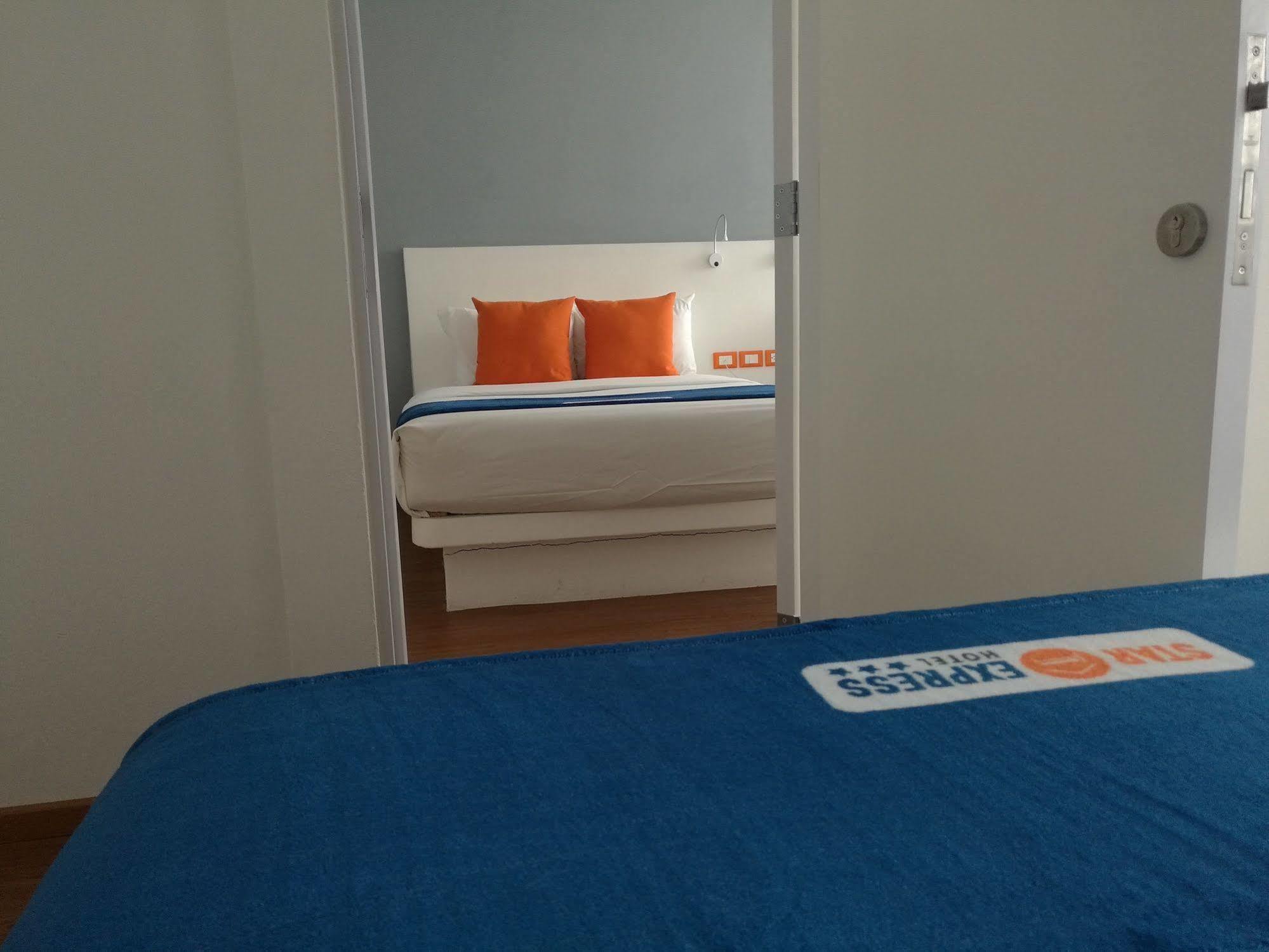 Hotel Star Express פואבלה מראה חיצוני תמונה